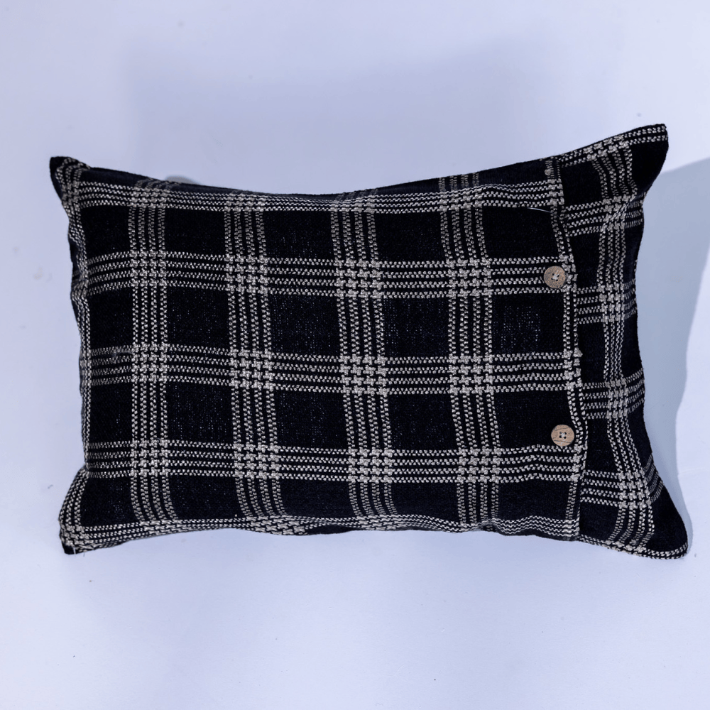 BHD HOME Noir Handwoven Lumber Cushion Cover