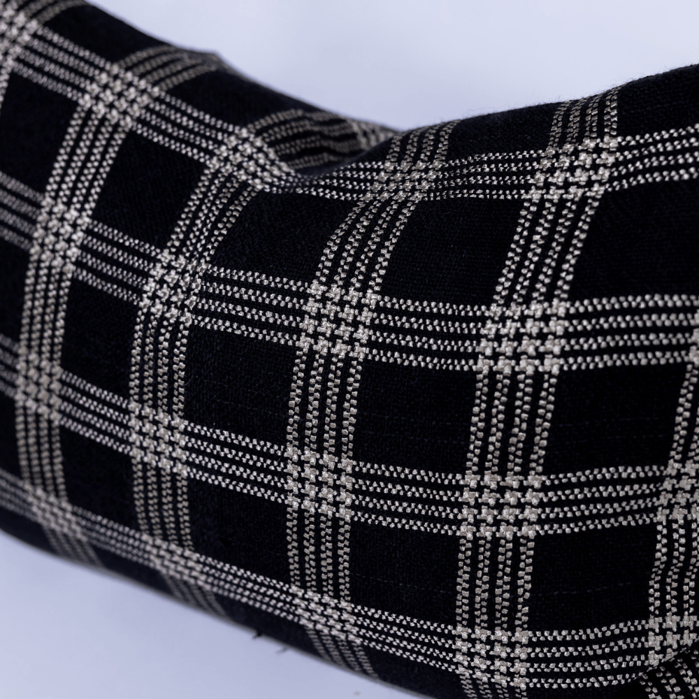 BHD HOME Noir Handwoven Lumber Cushion Cover