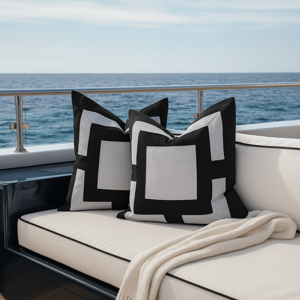 BHD HOME Outdoor Cloud and Biege Outdoor Panel Nautical Lake and Black Lounge