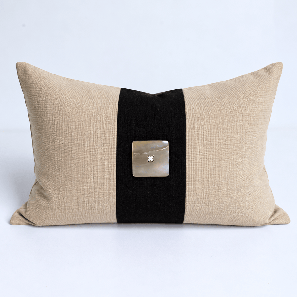 BHD HOME Outdoor Cushion Outdoor Horn Button Sand & Black Lumbar Cushion 35 x 55cm – UV Resistant