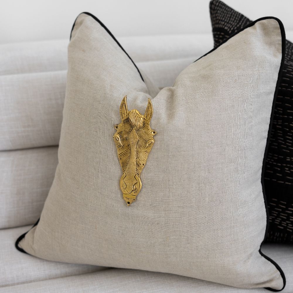 Bandhini Design House Lounge Cushion Creature Metal Horse Head Natural & Black Lounge Cushion 55 x 55cm