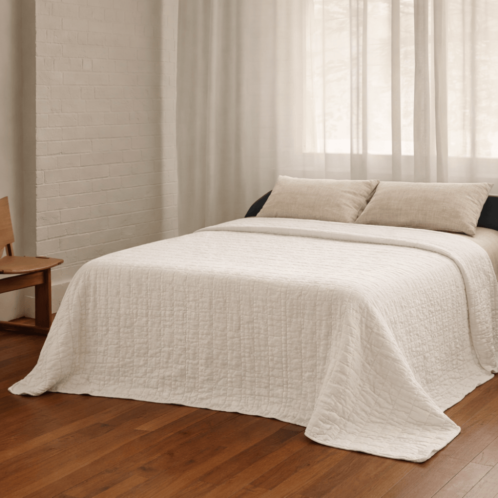 Bandhini Homewear Design Quilt Gudri Stitch Cream Quilt