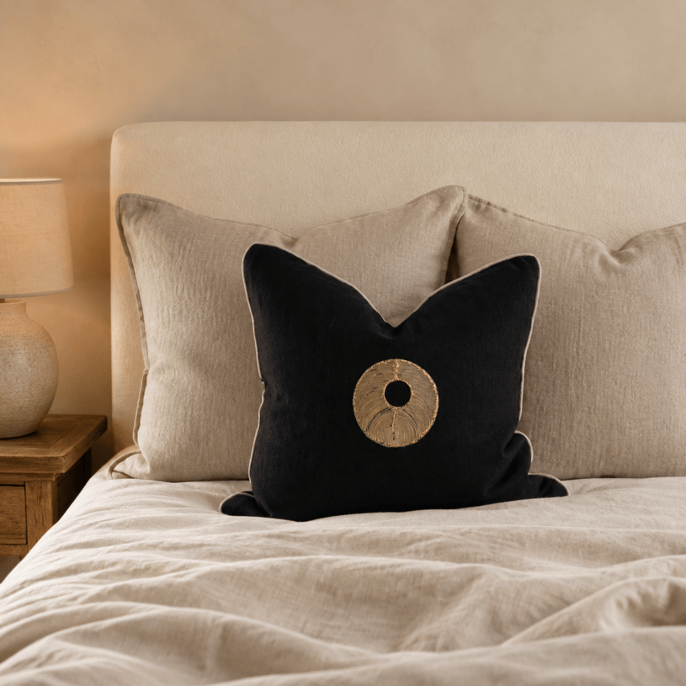 BHD HOME featurecushion Disc Gold Black & Natural Handmade Metal Embellished Cushion Cover