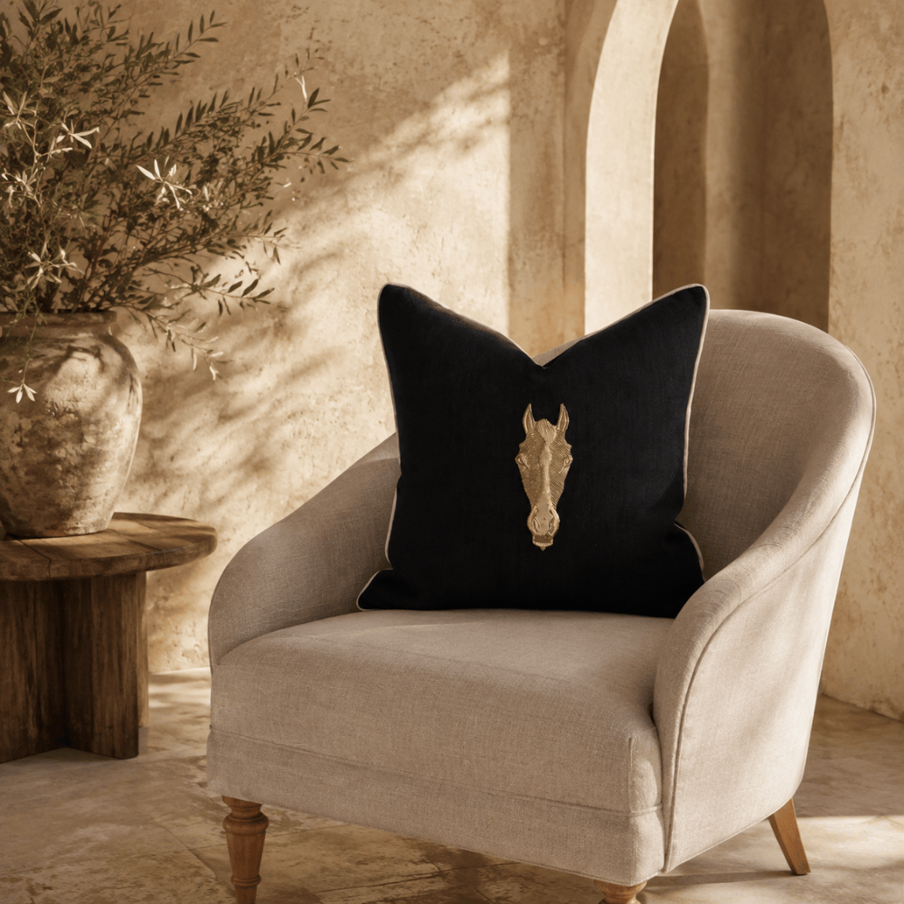 BHD HOME featurecushion Horse Head Black & Natural Handmade Metal Embellished Cushion Cover