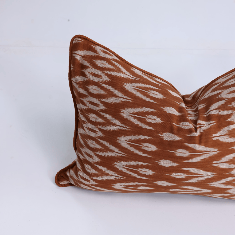BHD HOME Lumber Cushion Ikat Samarkand Rust Handwoven Ikat Lumbar Cushion Cover 40 x 60cm
