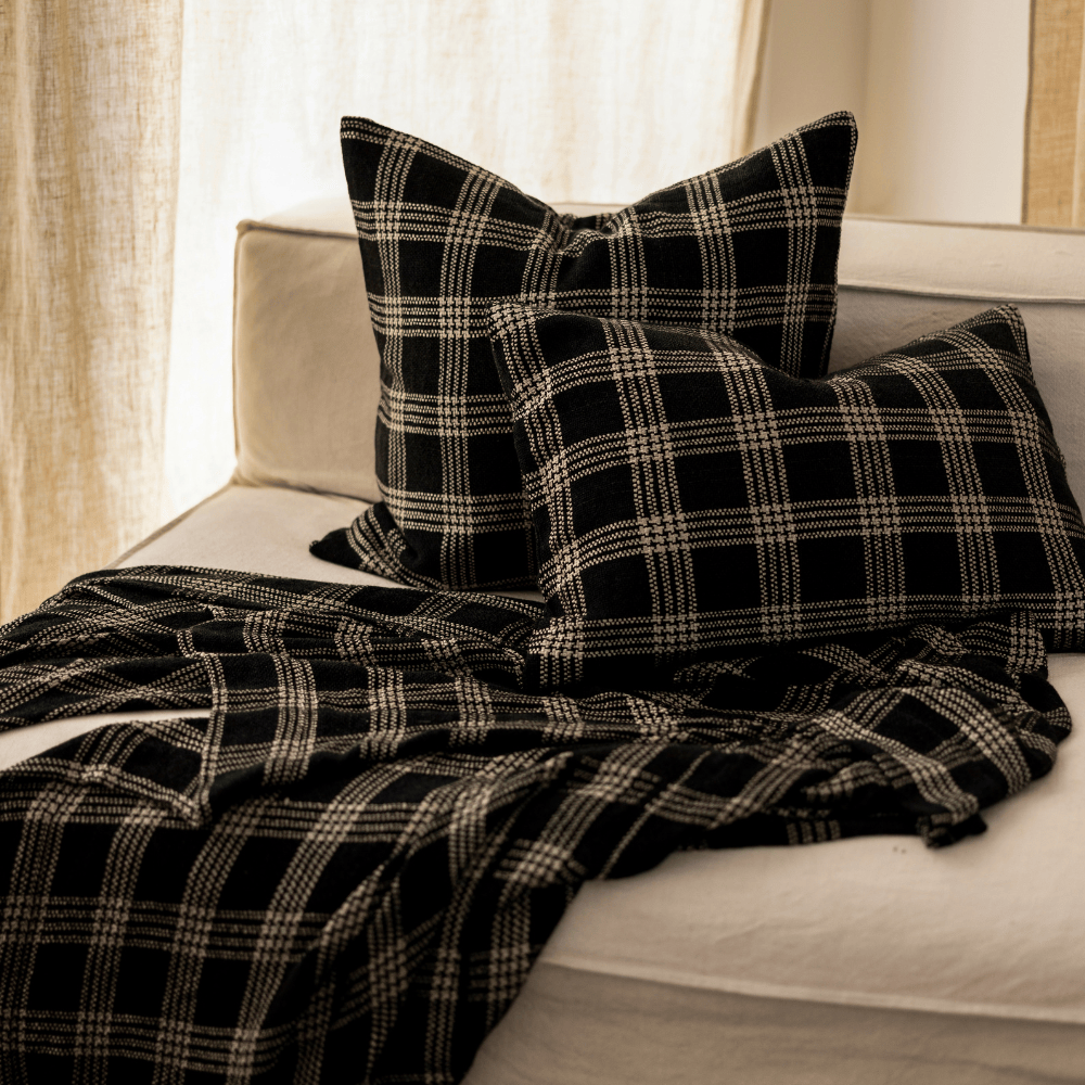 BHD HOME Noir Handwoven Cushion Cover