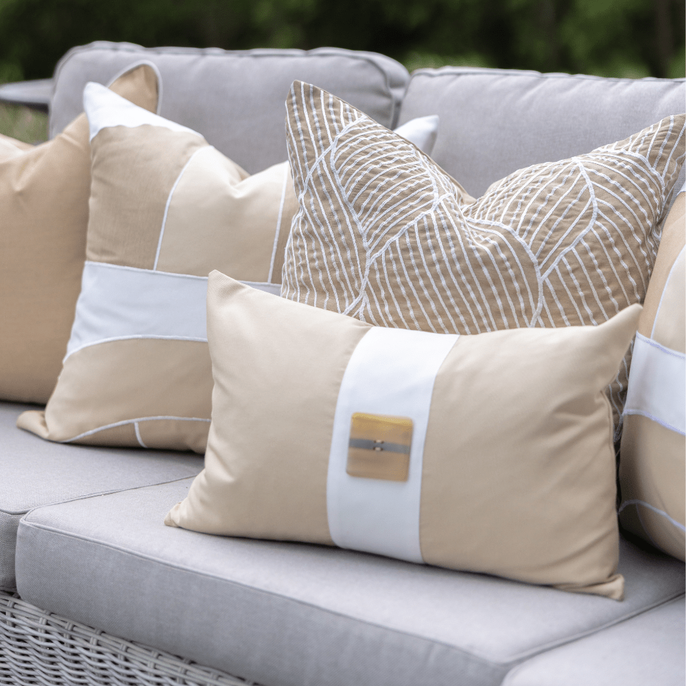 BHD HOME Outdoor Cushion Outdoor Horn Button Natural & White Handmade Embellished Outdoor Lumbar Cushion