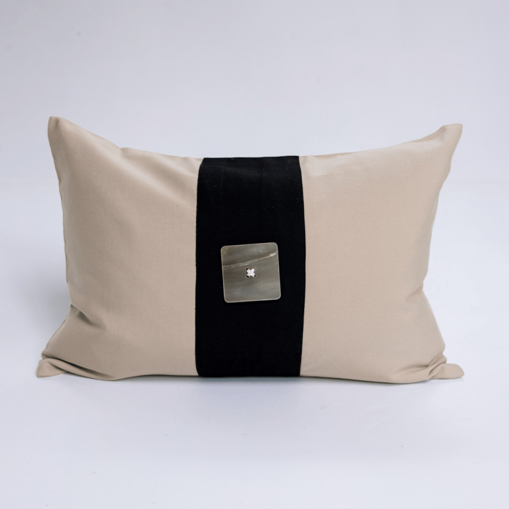 BHD HOME Outdoor Cushion Outdoor Horn Button Sand & Black Lumbar Cushion 35 x 55cm – UV Resistant